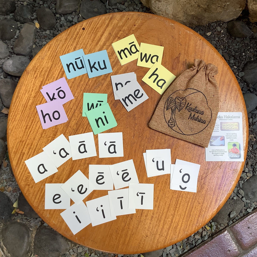 Kāleka Hakalama Flash Cards